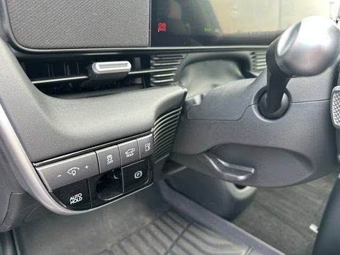 Used 2025 Hyundai Ioniq 5 Limited AWD/4WD image 20