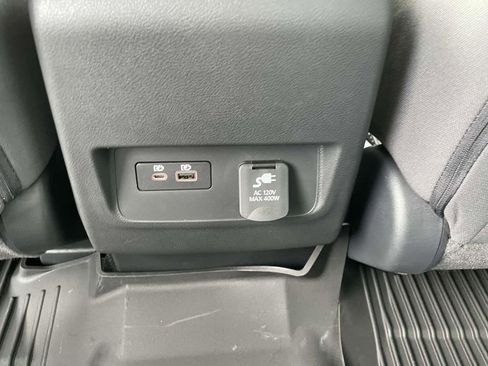 New 2025 Nissan Frontier SV w/ SV Convenience Package RWD image 10