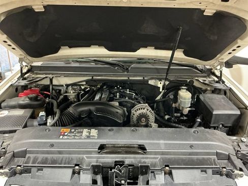 Used 2011 GMC Yukon XL Denali AWD/4WD image 24