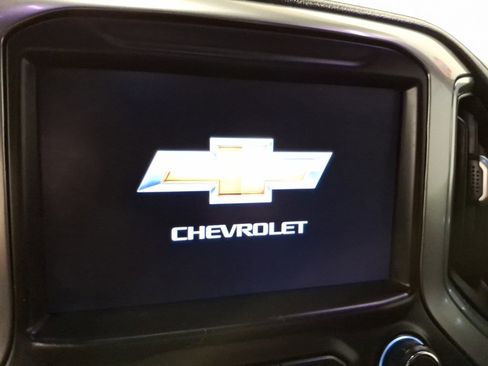 Used 2020 Chevrolet Silverado 1500 LT Trail Boss image 20
