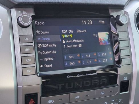 Used 2021 Toyota Tundra SR5 w/ SR5 Upgrade Package AWD/4WD image 17
