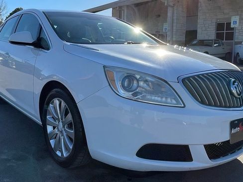 Used 2016 Buick Verano Base image 3