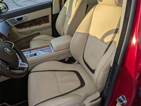 Used 2015 Jaguar XF Portfolio image 14