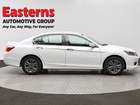 Used 2015 Honda Accord LX image 4