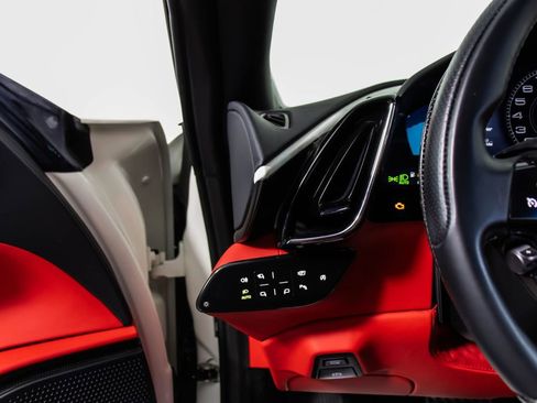 Certified 2022 Ferrari Roma RWD image 35