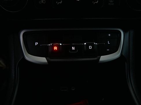 Used 2022 GMC Terrain SLT w/ Infotainment Package II image 23