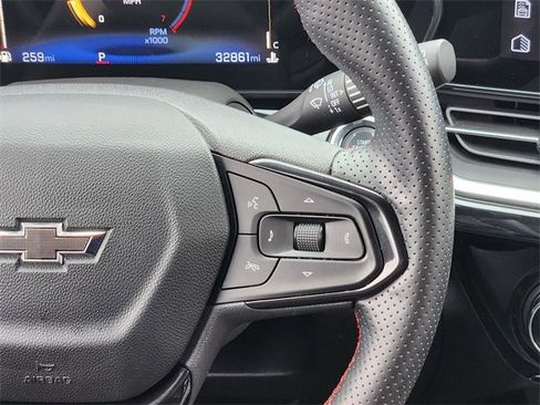 Certified 2024 Chevrolet Trax RS w/ Sunroof Package image 28