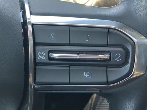 Used 2025 GMC Canyon Elevation w/ Convenience Package RWD image 27