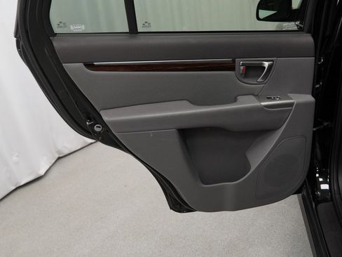 Used 2012 Hyundai Santa Fe GLS image 43