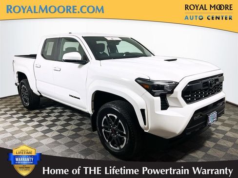 Certified 2025 Toyota Tacoma TRD Sport AWD/4WD image 1