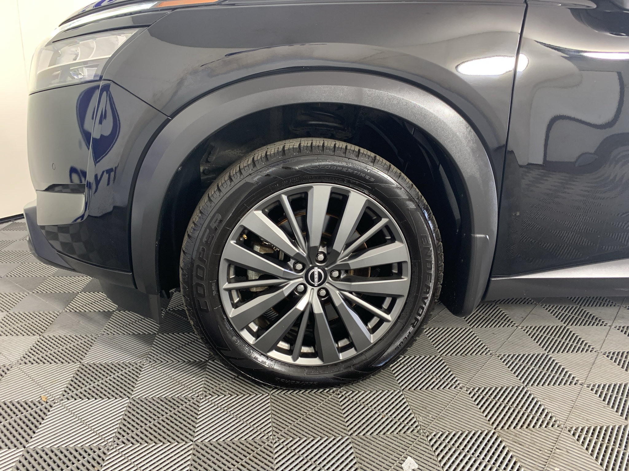 Used 2022 Nissan Pathfinder SL w/ SL Premium Package FWD image 11