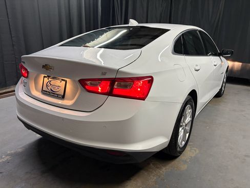 Used 2024 Chevrolet Malibu LT FWD image 5