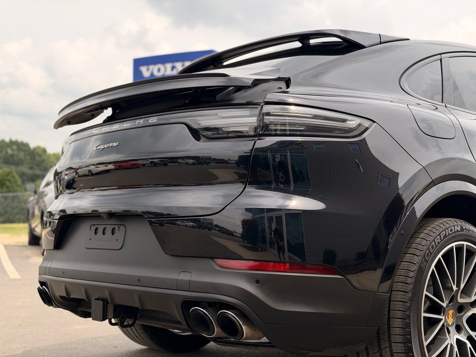 Used 2021 Porsche Cayenne Coupe AWD/4WD image 20