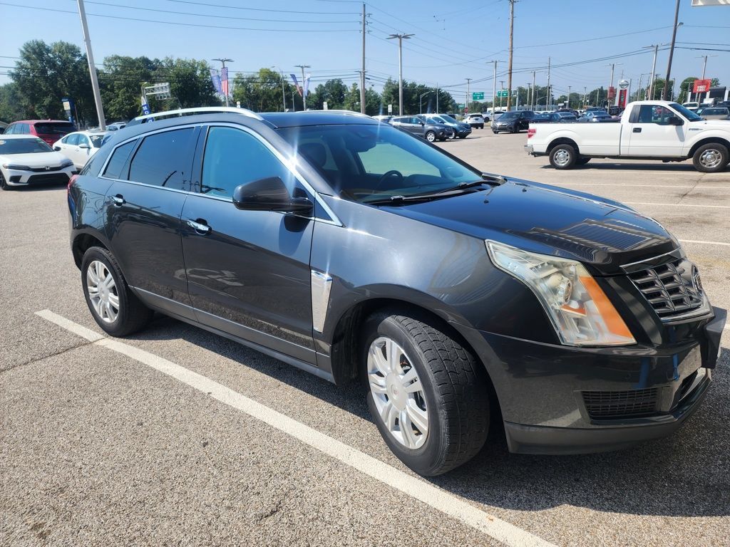 Used 2016 Cadillac SRX Luxury w/ Driver Awareness Package AWD/4WD image 4