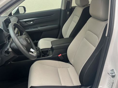 Used 2024 Honda CR-V EX image 2