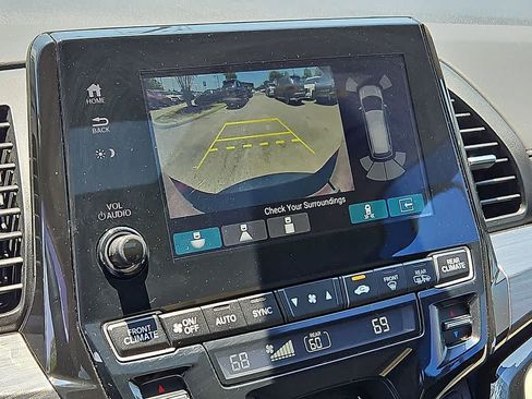 Used 2022 Honda Odyssey Elite image 18