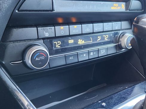 Used 2023 MAZDA CX-9 Touring image 8