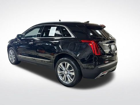 Certified 2024 Cadillac XT5 Premium Luxury w/ Technology Package AWD/4WD image 3