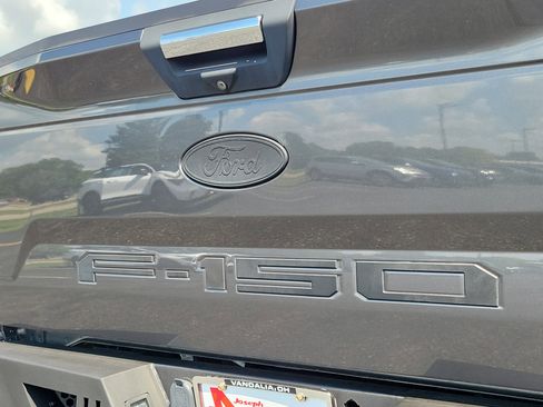 Used 2018 Ford F150 XLT w/ Equipment Group 302A Luxury image 7