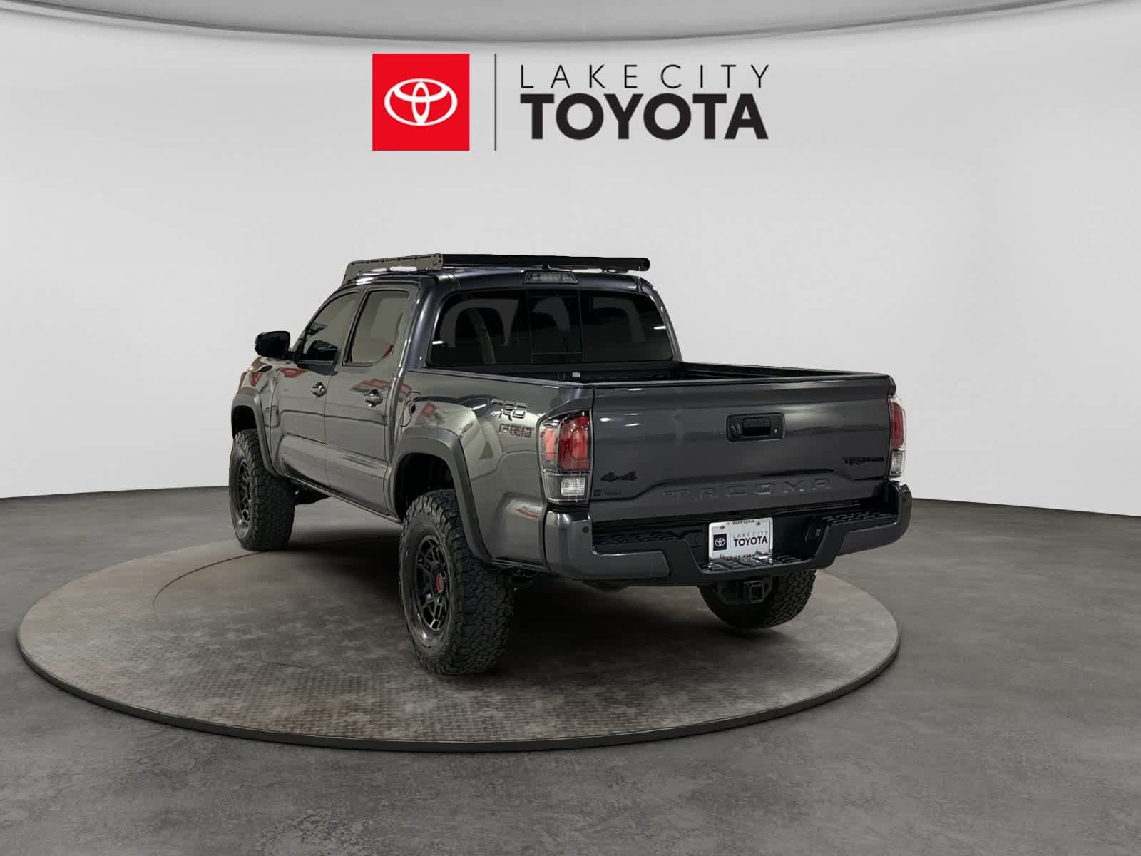 Used 2022 Toyota Tacoma TRD Pro AWD/4WD image 5