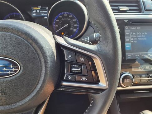 Used 2018 Subaru Outback 3.6R Limited image 17