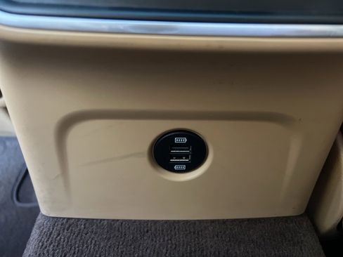 Used 2018 Porsche Macan S image 19