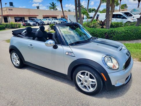 Used 2010 MINI Cooper S FWD image 3