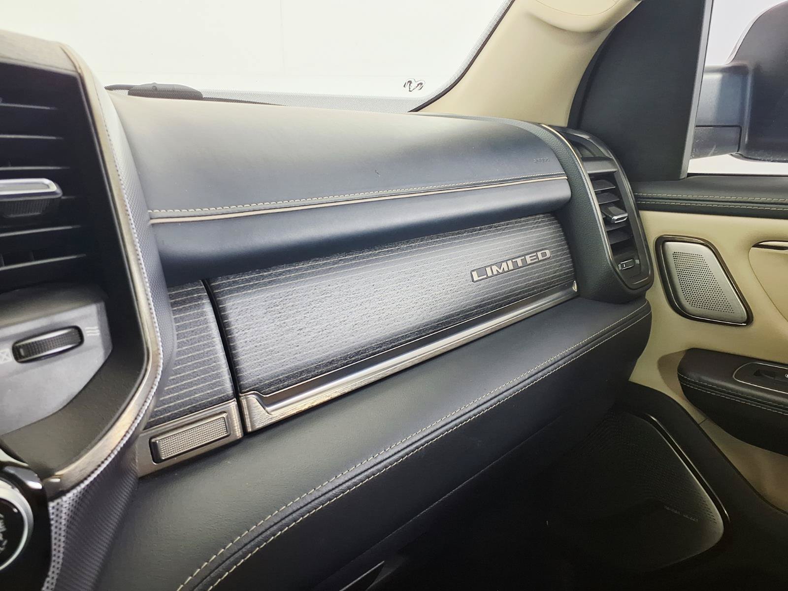 Used 2019 RAM 1500 Limited RWD image 25