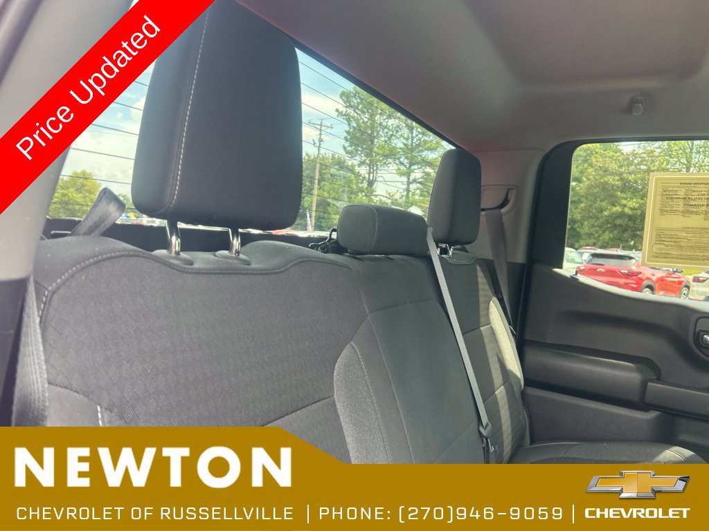 Used 2022 Chevrolet Silverado 1500 LT AWD/4WD image 26