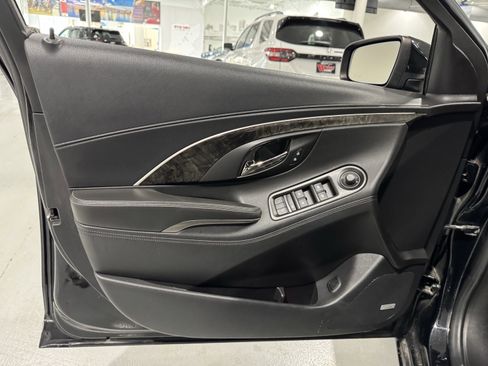 Used 2016 Buick LaCrosse Leather image 23