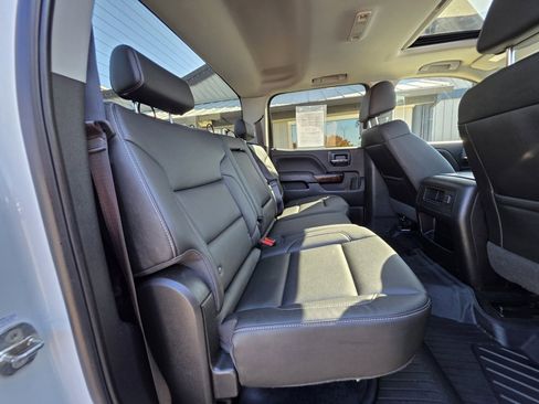 Used 2018 GMC Sierra 1500 SLT w/ SLT Premium Package image 11