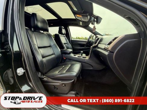 Used 2015 Jeep Grand Cherokee Limited w/ Luxury Group II AWD/4WD image 16