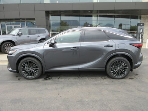 Used 2025 Lexus RX 350h w/ Convenience Package AWD/4WD image 3