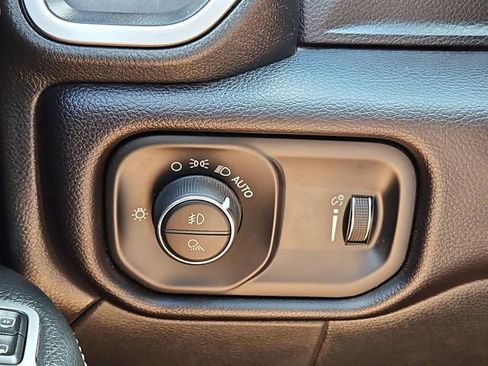 Used 2023 RAM 3500 Big Horn w/ Level 1 Equipment Group image 19