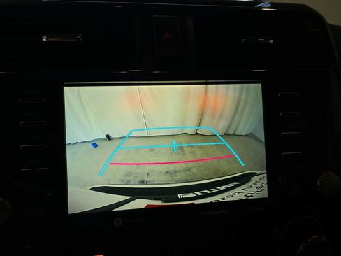 Used 2022 Toyota 4Runner TRD Off-Road AWD/4WD image 17