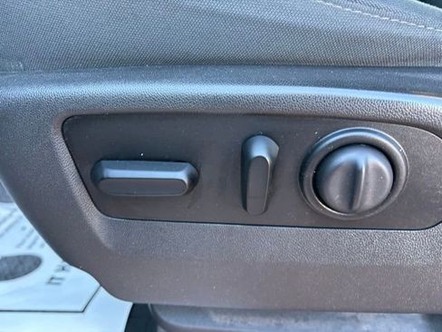 Used 2021 GMC Sierra 1500 Elevation image 9