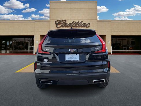 Certified 2024 Cadillac XT4 Premium Luxury image 4