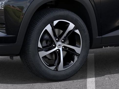 New 2026 Chevrolet Trax RS w/ Driver Confidence Package FWD image 9