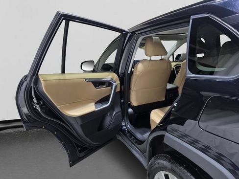 Used 2021 Toyota RAV4 XLE Premium AWD/4WD image 25