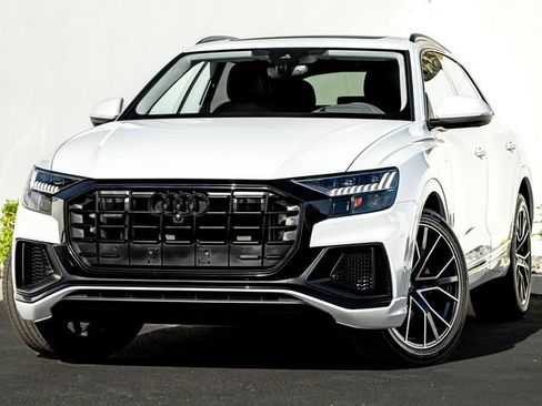 Used 2023 Audi Q8 Prestige AWD/4WD image 1