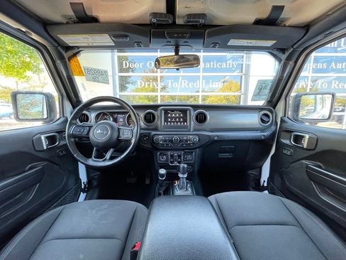 Used 2023 Jeep Wrangler Unlimited Sport AWD/4WD image 28