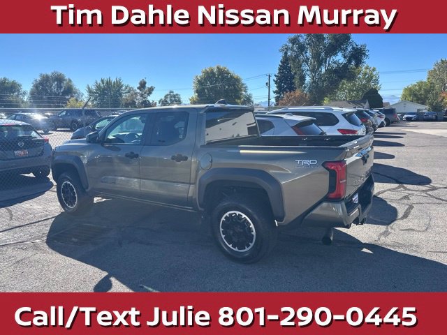 Used 2024 Toyota Tacoma TRD Off-Road AWD/4WD image 10