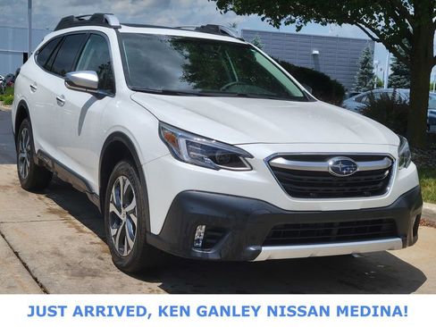Used 2022 Subaru Outback Touring AWD/4WD image 1