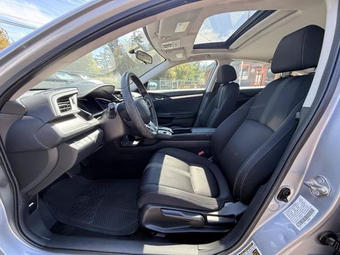 Used 2017 Honda Civic EX image 10