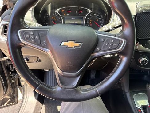 Used 2019 Chevrolet Equinox LT FWD image 20