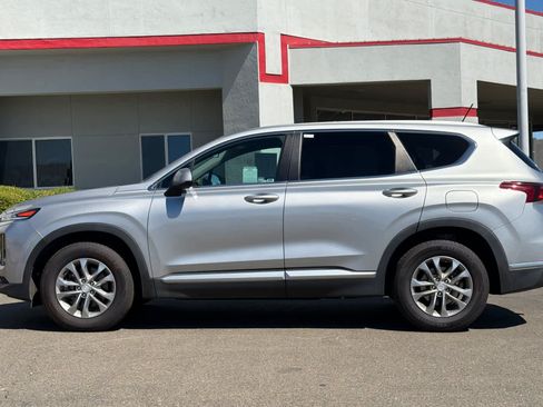 Used 2020 Hyundai Santa Fe SE AWD/4WD image 9