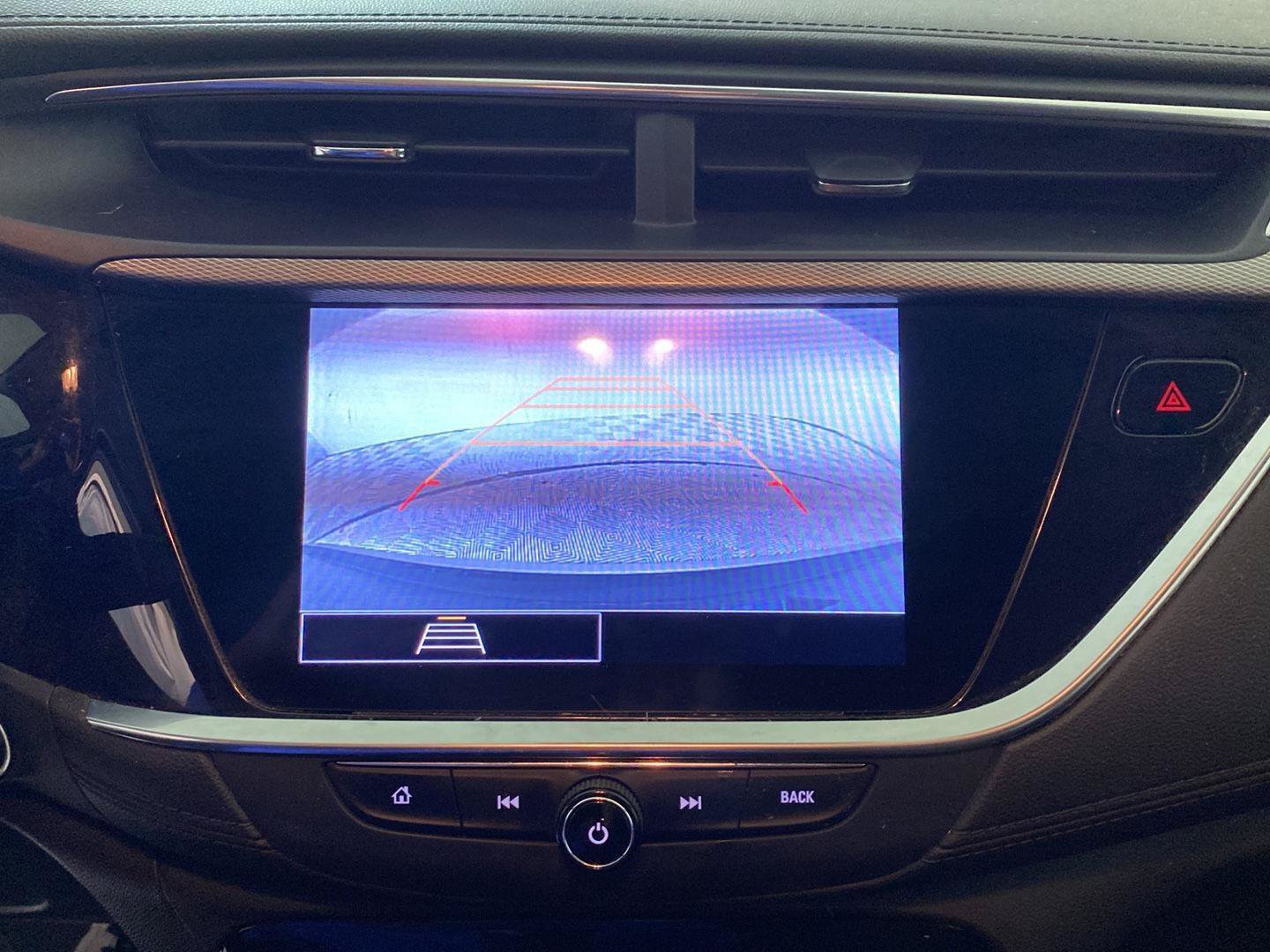 Used 2020 Buick Encore GX Preferred w/ Cold Weather Comfort Package FWD image 22