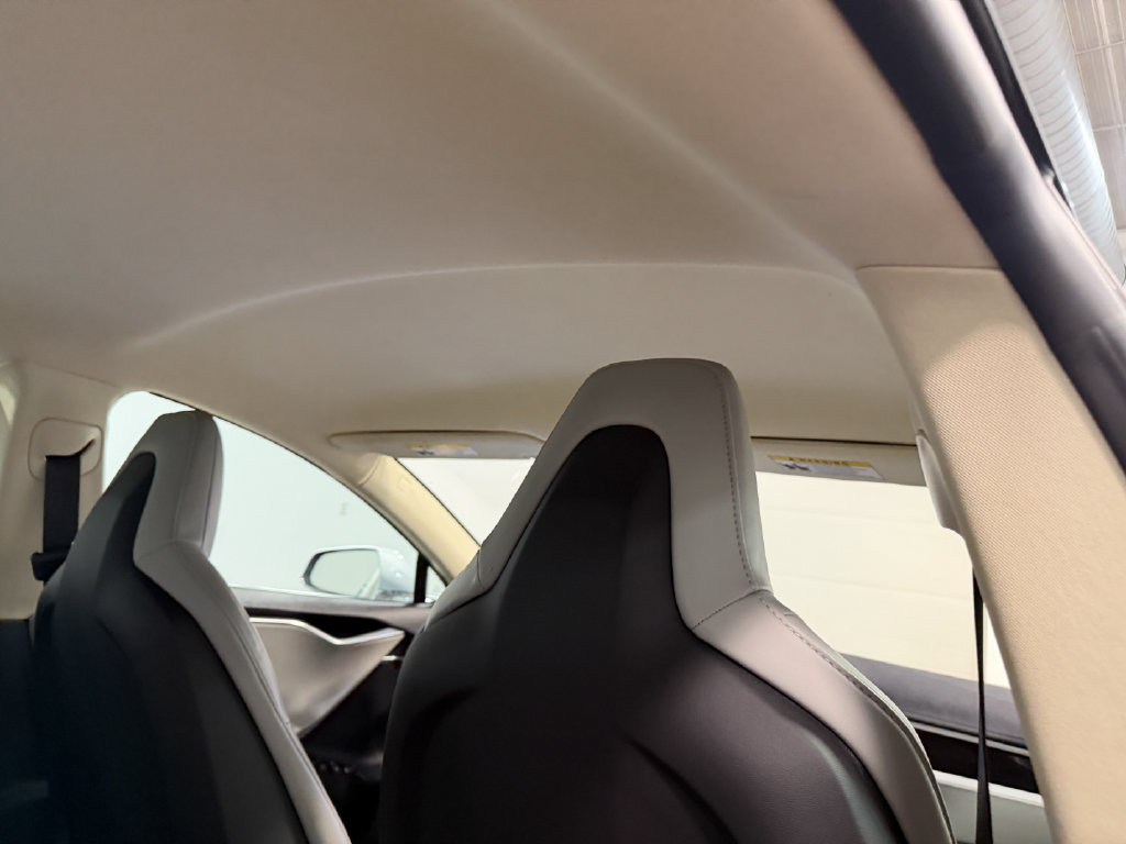 Used 2013 Tesla Model S Performance RWD image 17