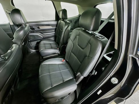 Used 2021 Kia Telluride SX w/ Towing Package image 32