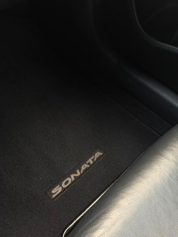 Used 2019 Hyundai Sonata Sport w/ Tech Package 03 FWD image 22